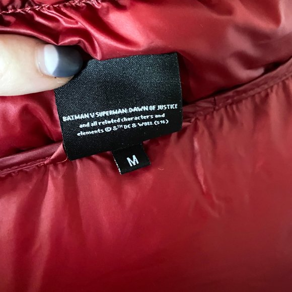 SUPER RARE! Wonder Woman Down Puffer Jacket - M - Picture 4 of 10